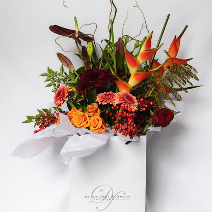 Let us design for you a dreamy bouquet of seasonally fresh autumnal floral vibes for that someone special.