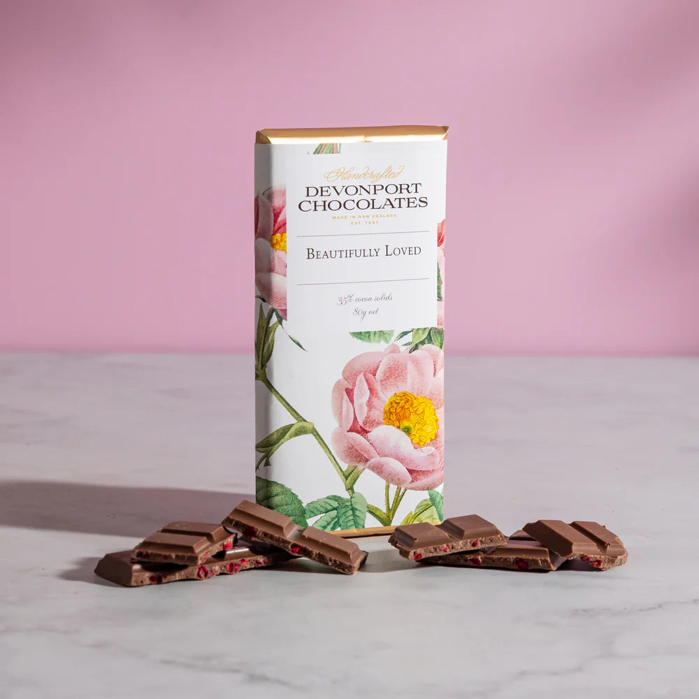 Milk Chocolate Raspberry & Vanilla Chocolate Bar