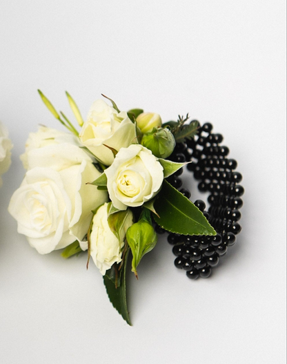 Corsages, Buttonholes & Hairpieces