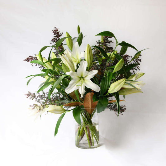 An elegant bouquet of oriental white lilies.